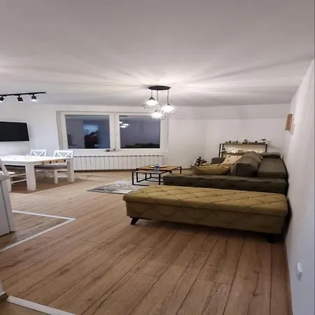 Iznad Oblaka B09 公寓 *